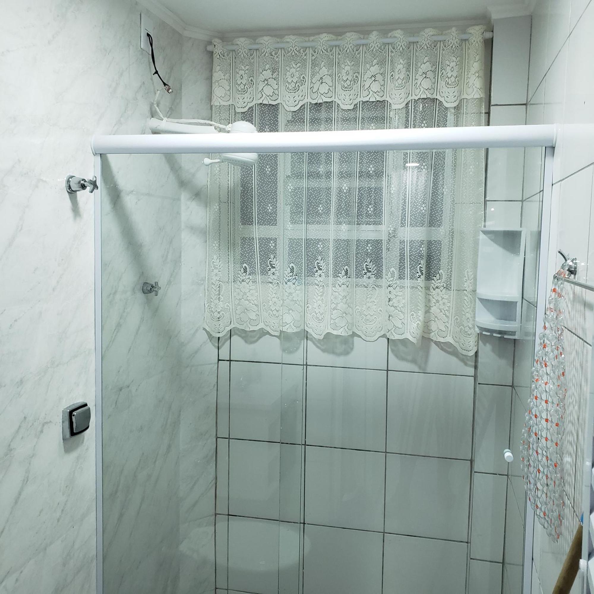 Apartment De 1 -20 *